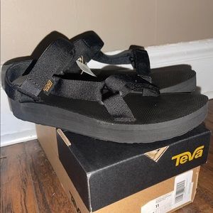 Teva Midform Sandals - Black - New With Tags - Size 11